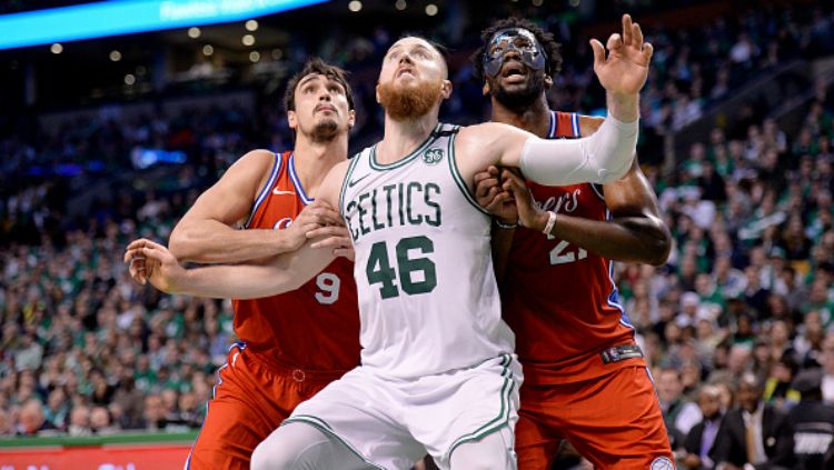 Boston Celtics vs Philadelphia 76ers. Copyright: © INDOSPORT