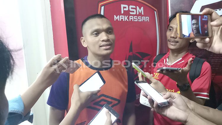 Ferdinand Sinaga Copyright: © INDOSPORT/Wira Wahyu