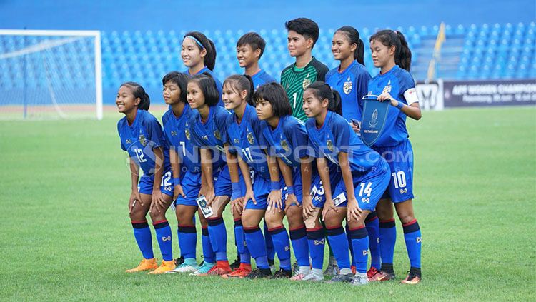 Timnas putri Indonesia vs Timnas putri Thailand Copyright: © INDOSPORT/Muhammad Effendi