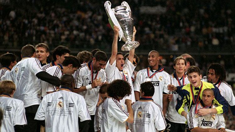Real Madrid saat juara UCL 1999/00 Copyright: © Daily Mail