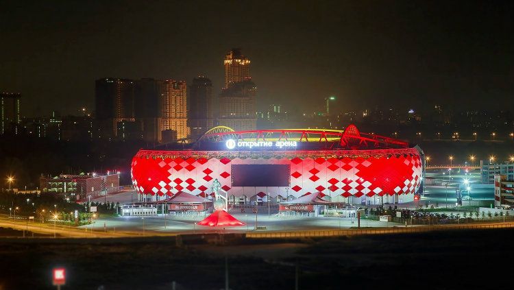 Suasana malam hari di Spartak Stadium atau Otkrytiye Arena. Copyright: © INDOSPORT