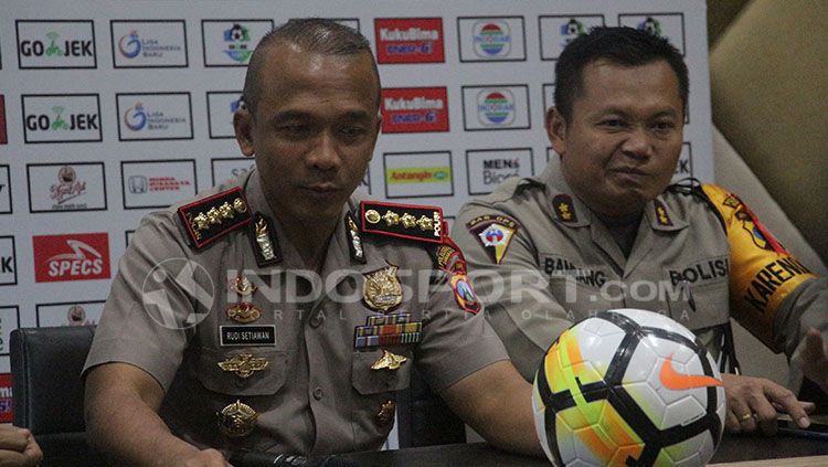 Kapolrestabes Surabaya Kombes Rudi Setiawan. Copyright: © Fitra Herdian/INDOSPORT