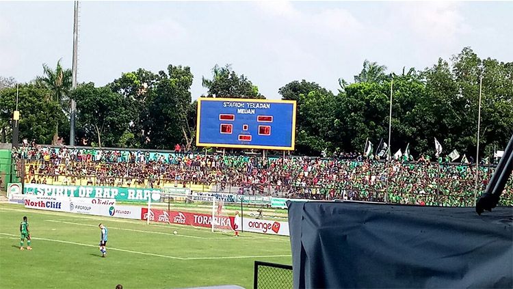 Papan skor Stadion Teladan. Copyright: © Kesuma.R/INDOSPORT