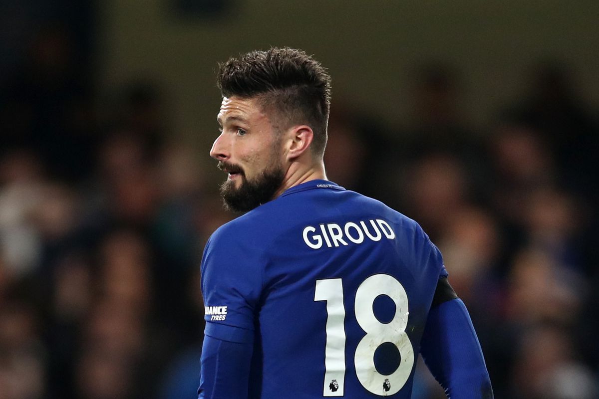 Ditengah Chelsea yang terpuruk di bursa transfer Januari 2018, setidakhnya Conte masih berhasil memboyong Olivier Giroud dari Arsenal. Copyright: © https://weaintgotnohistory.sbnation.com