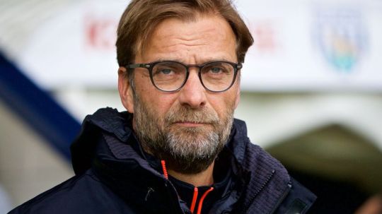 Jurgen Klopp masih incar pemain dikala timnya naik daun. Copyright: © Liverpool FC