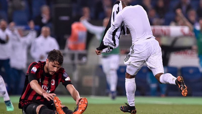 Juventus vs AC Milan. Copyright: © INDOSPORT