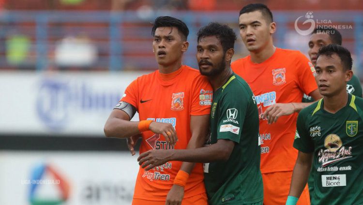 Pertandingan antara Borneo FC vs Persebaya Surabaya di tahun 2018 lalu. Copyright: © liga-indonesia.id