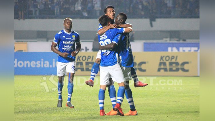 Selebrasi para pemain Persib. Copyright: © Arif Rahman/INDOSPORT