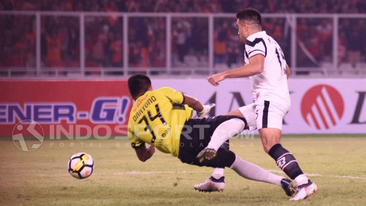 Persija vs Madura United Copyright: © INDOSPORT/Herry Ibrahim