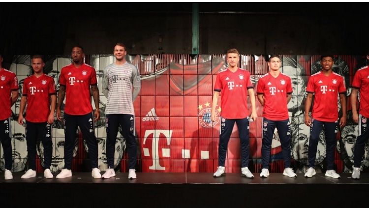 Jersey anyar Bayern Munchen musim 2018/19. Copyright: © FC Bayern Munchen.