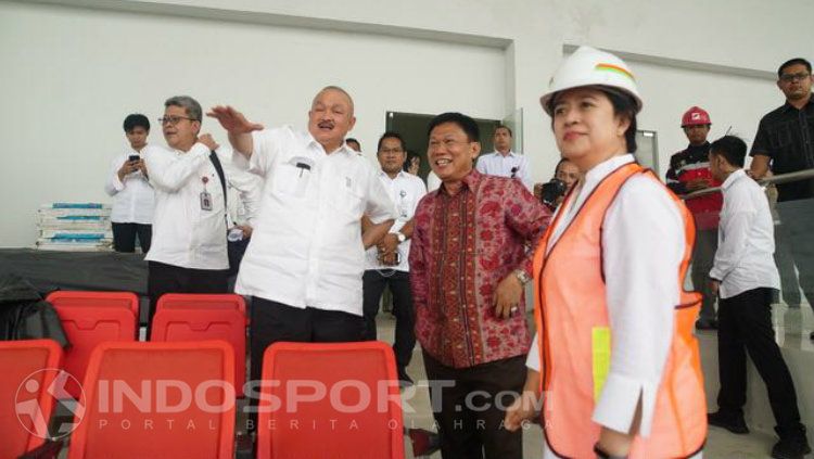 Menteri Koordinator (Menko) Pembangunan Manusia dan Kebudayaan (PMK) ,Puan Maharani dan Gubernur Sumsel, H Alex Noerdin tinjau venue Asian Games 2018 Copyright: © INDOSPORT/Muhammad Effendi