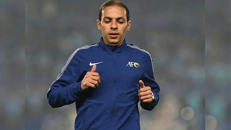 Turki Al Khudair, wasit yang memimpin laga Persija vs Home United di Stadion GBK. Copyright: © t-alkhudair/Instagram