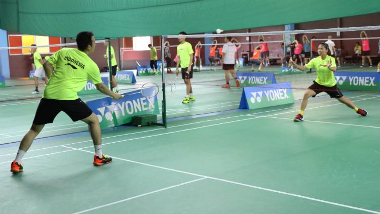 Hendra Setiawan dan Greysia Polii, kapten tim Piala Thomas dan Uber Indonesia 2018. Copyright: © Humas PBSI