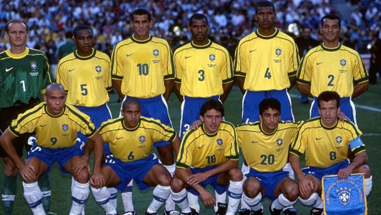 Timnas Brasil di Piala Dunia 1998. Copyright: © INDOSPORT