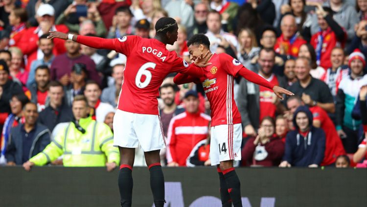 Paul Pogba (Kiri) dan Jesse Lingard (Kanan) Copyright: © Getty Images