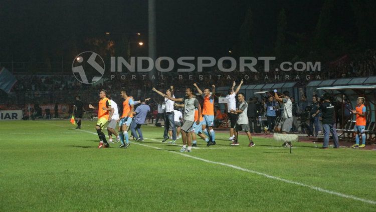 Persela vs Persija. Copyright: &copy; INDOSPORT/Fitra Herdian