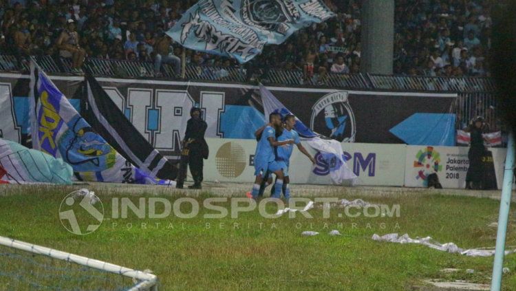 Persela vs Persija. Copyright: © INDOSPORT/Fitra Herdian