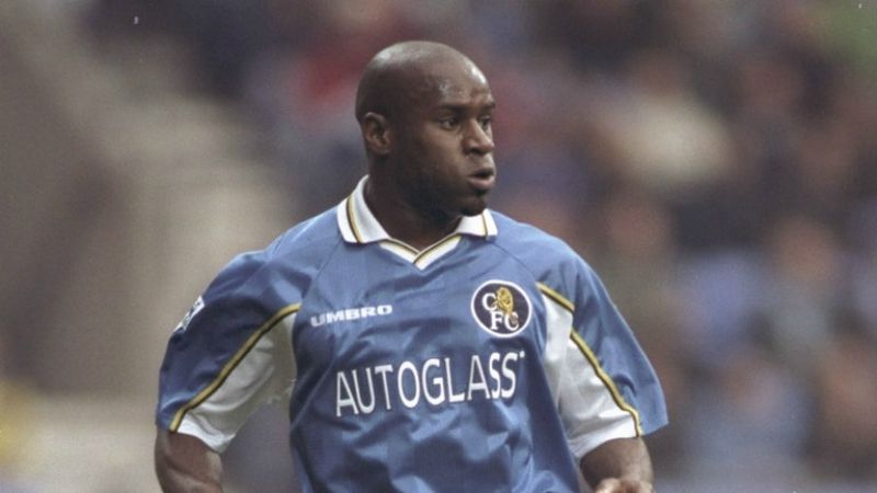 Frank Sinclair, salah satu legenda Chelsea. Copyright: © Getty Images