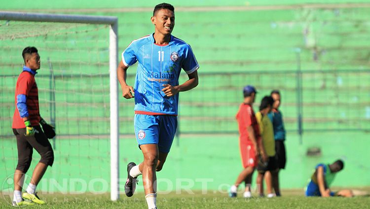 Striker Arema FC, Rivaldi Bawuo. Copyright: © INDOSPORT/Ian Setiawan