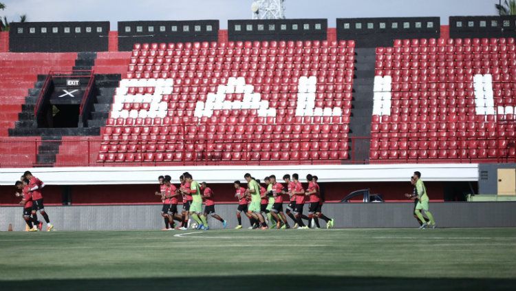 Para pemain Bali United tengah berlatih. Copyright: © baliutd.com