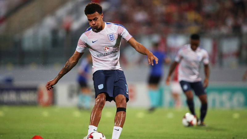 Dele Alli saat latihan bersama Timnas Inggris. Copyright: © Getty Image