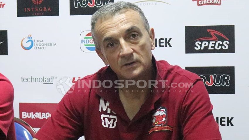 Milomir Seslija, yang sempat melatih kursi pelatihan Madura United. Copyright: © Fitra Herdian/Indosport.com