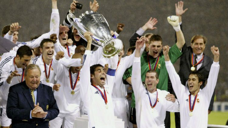 Real Madrid saat menjuarai Liga Champions 2002 Copyright: © sport360.com