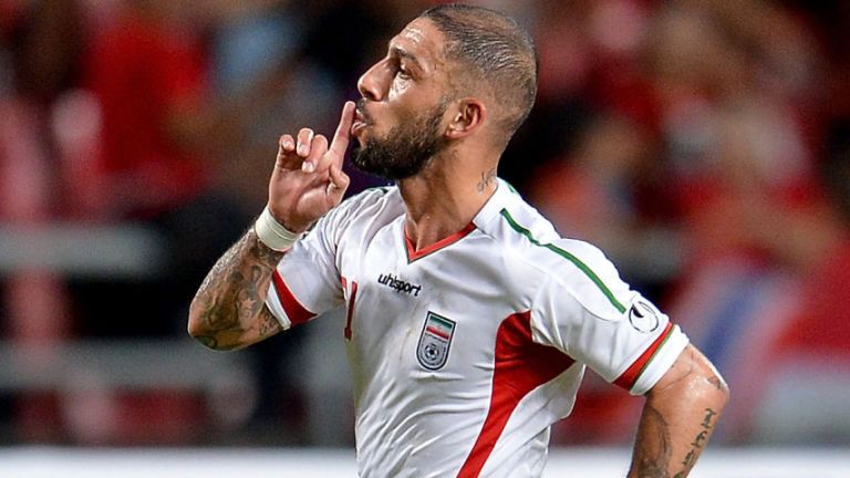 Mengenal sosok Ashkan Dejagah, salah satu muslim keturunan Asia yang pernah meraih gelar pemain terbaik di Bundesliga Jerman. Copyright: © Independent