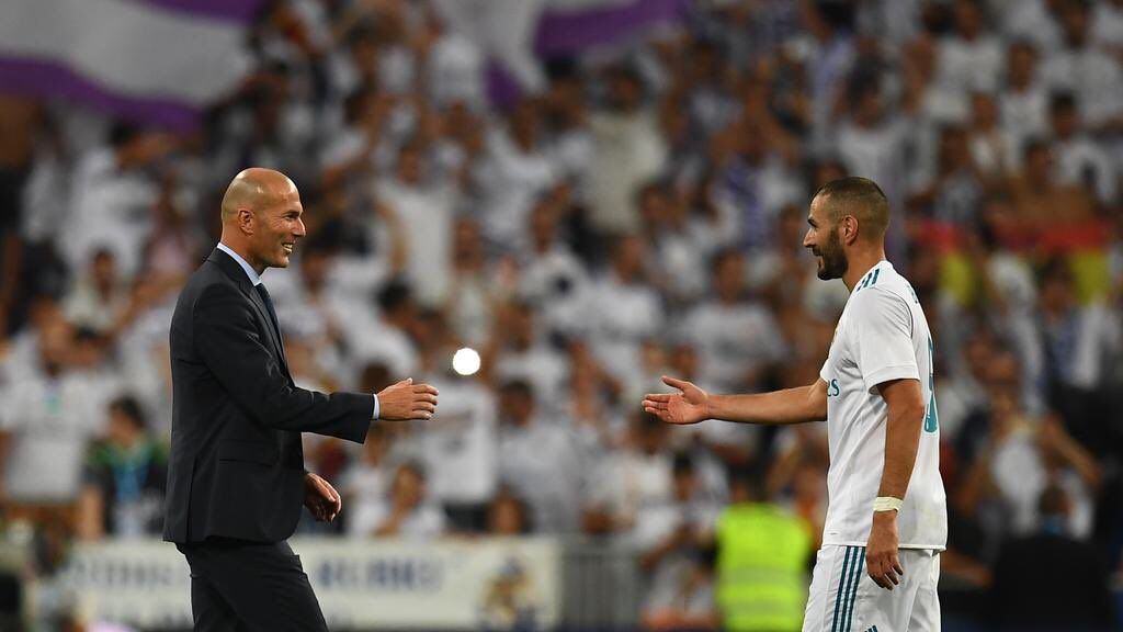 Zinedine Zidane dan Karim Benzema Copyright: © twitter.com/Benzema