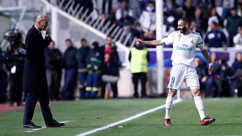 Zinedine Zidane dan Karim Benzema Copyright: © Getty Images