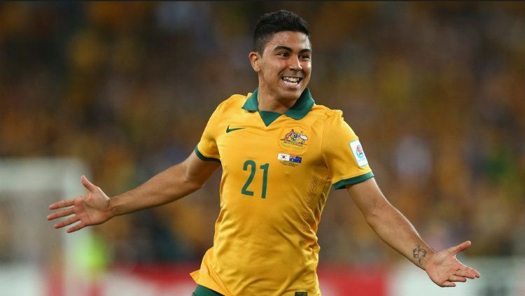 Pemain keturunan indonesia, Massimo Luongo resmi dibawa Timnas Australia ke Piala Dunia 2018. Copyright: © INDOSPORT