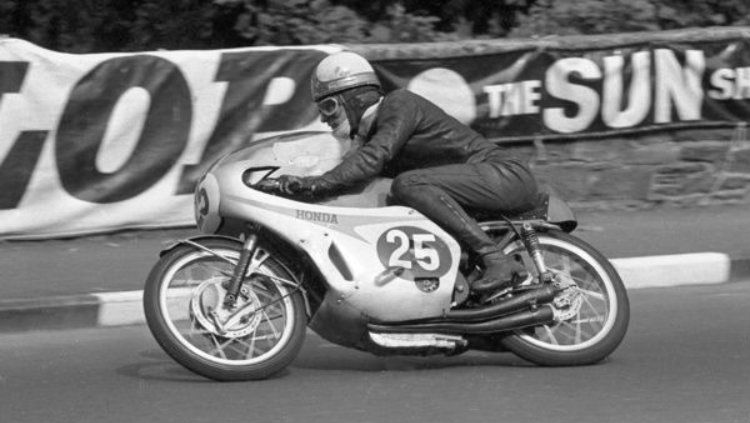 Mike Hailwood di MotoGP Copyright: © mediastorehouse.com