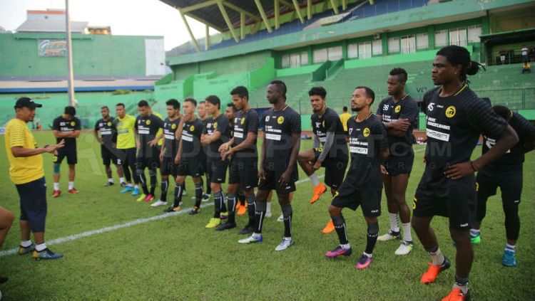 Skuat Sriwijaya FC sudah mulai berlatih jelang hadapi Barito Putera di pekan ke-13 Liga 1 2018. Copyright: © Muhammad Effendi/INDOSPORT
