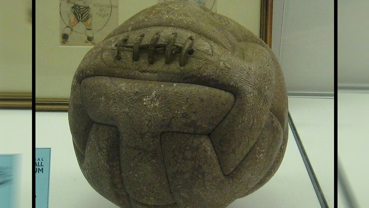Tiento & T-Model (1930) Copyright: © goal.com