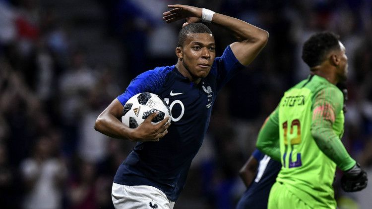 Kylian Mbappe merayakan golnya untuk Timnas Prancis saat menghadapi Amerika Serikat. Copyright: © twitter.com/equipedefrance