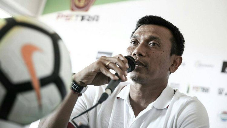 Pelatih Bali United Widodo Cahyono Putro di konferensi pers. Copyright: © baliutd.com