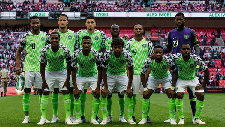 Sesi latihan Timnas Nigeria jelang laga Piala Afrika kontra Burundi harus diwarnai sedikit insiden. Copyright: © Sportskeeda