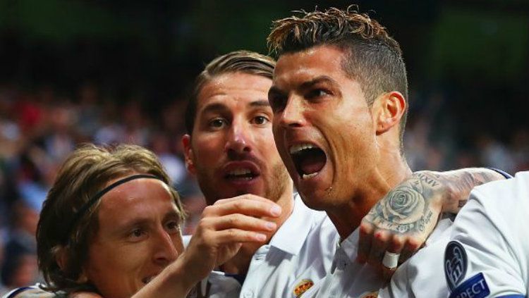Cristiano Ronaldo hasut Juventus pada bursa transfer nanti untuk bajak kapten Real Madrid, Sergio Ramos. Copyright: © Sportskeeda