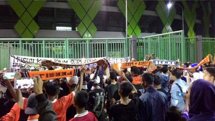 Bobotoh dan The Jakmania Copyright: © Istimewa