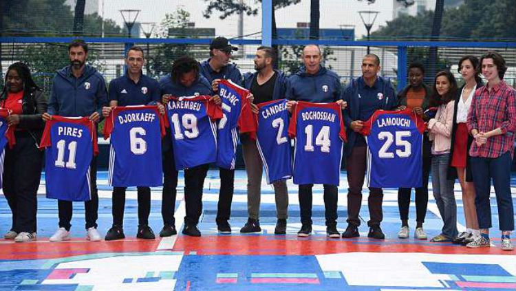 Zinedine Zidane menghadiri event mengenang 20 tahun Timnas Prancis juara Piala Dunia 1998, Paris, Senin (11/06/18). Copyright: © Getty Images