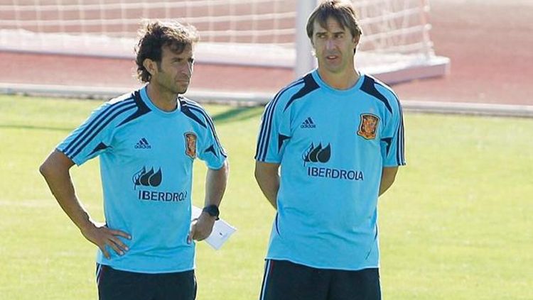Julen Lopetegui dan Luis Milla saat bertugas dengan Timnas Spanyol U-21 beberapa waktu lalu. Copyright: © Twitter/JulenLopetegui
