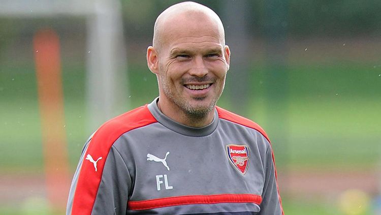 Freddie Ljungberg didukung oleh eks Manchester United untuk melatih Arsenal menggantikan Unai Emery. Copyright: © The Sun