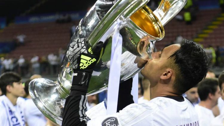Keylor Navas tiga kali menjuarai Liga Champions bersama Real Madrid. Copyright: © Pierre-Philippe Marcou / AFP
