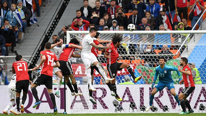 Proses terjadinya gol Uruguay vs Mesir di Piala Dunia 2018 Copyright: © Getty Images