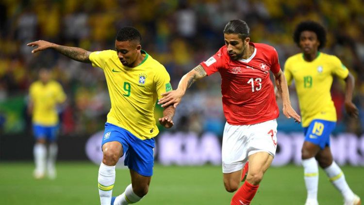 Situasi jalannya laga Brasil vs Swiss di Piala Dunia 2018. Copyright: © Twitter @eltribuno_tuc