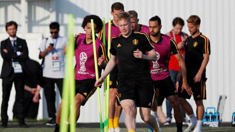 Pemain Tim Nasional Belgia Kevin De Bruyne saat berlatih jelang mentas di Piala Dunia 2018. Copyright: © Getty Images