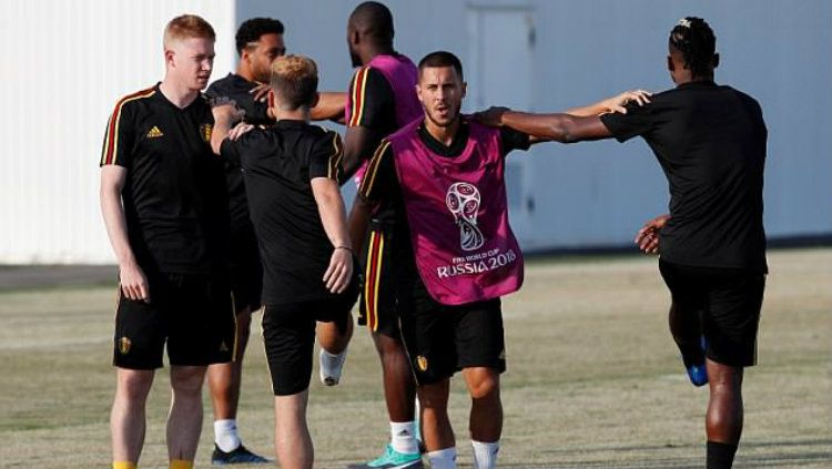 Pemain Tim Nasional Belgia Eden Hazard saat berlatih jelang mentas di Piala Dunia 2018. Copyright: © Getty Images