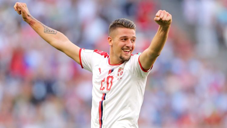 Sergej Milinkovic-Savic dalam laga Serbia vs Kosta Rika di Piala Dunia 2018. Copyright: © Getty Images