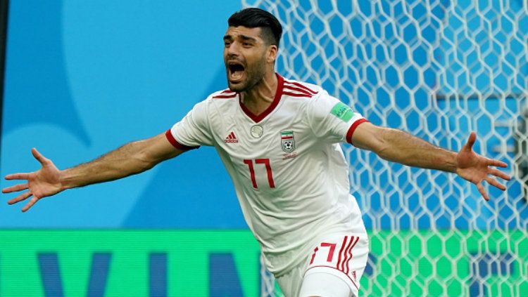 Klub Liga Italia (Serie A), Inter Milan, memberi syarat kepada Mehdi Taremi di bursa transfer, yakni dengan tidak ikut di Piala Asia 2024. Copyright: © Getty Images