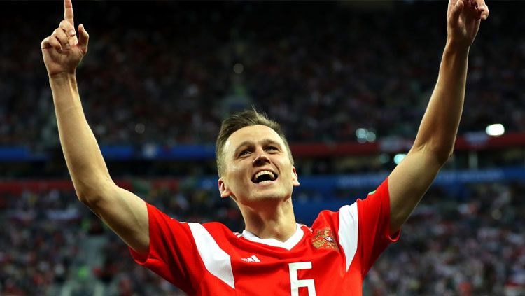 Denis Cheryshev, bintang Timnas Rusia di Piala Dunia 2018. Copyright: © FIFA.com